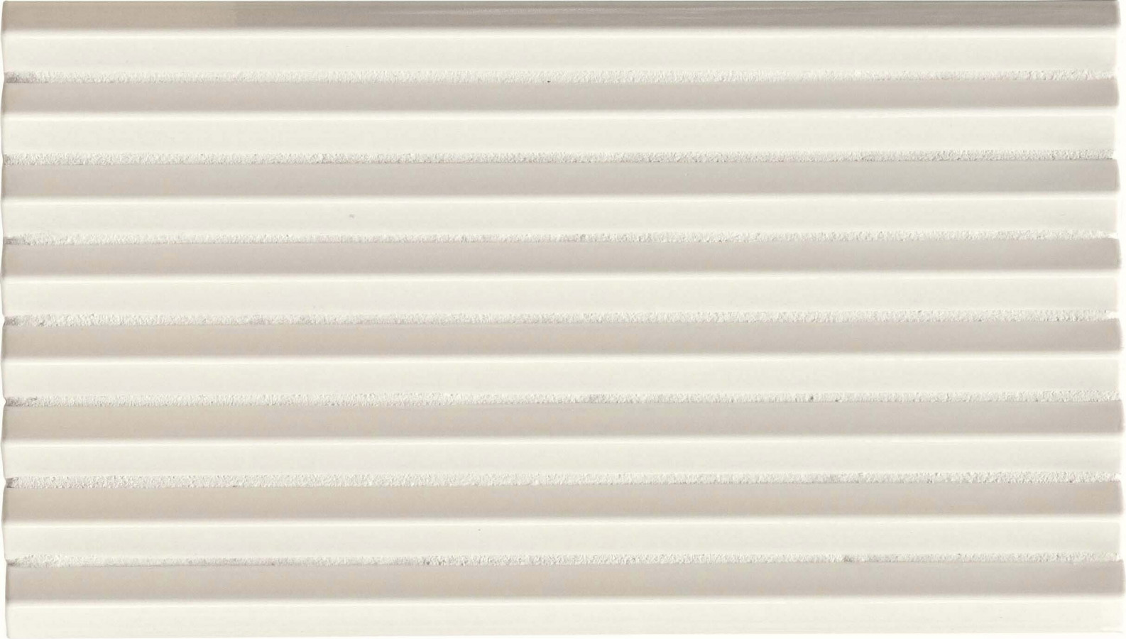 Плитка 30x20 Triangle Glossy Extra Small Blanc Rombini глянцевая белый в полоску Mutina Плитка 30x20 Triangle Glossy Extra Small Blanc Rombini глянцевая белый в полоску Mutina