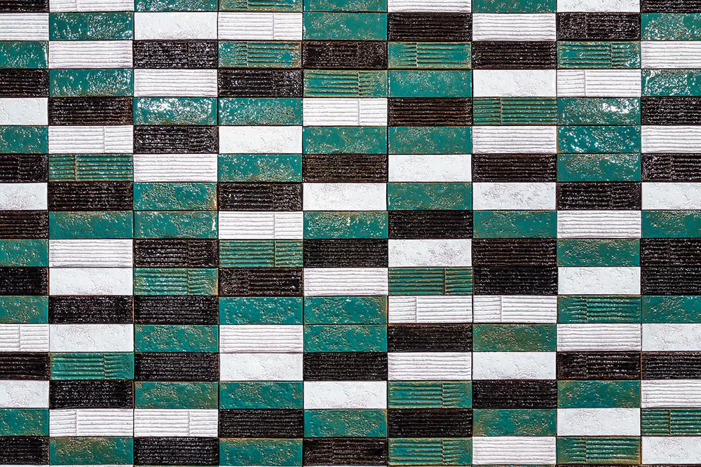 Плитка 23x8 Linea Nera Chamotte глянцевая, рельефная черный в полоску Mutina Плитка 23x8 Linea Nera Chamotte глянцевая, рельефная черный в полоску Mutina